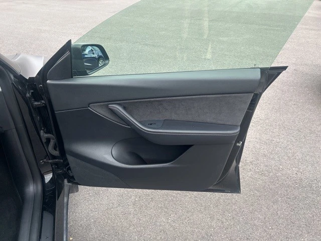 2021 Tesla Model Y - Image 21 of 21