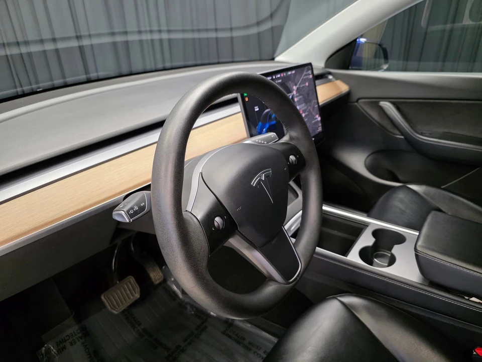 2021 Tesla Model Y - Image 18 of 21