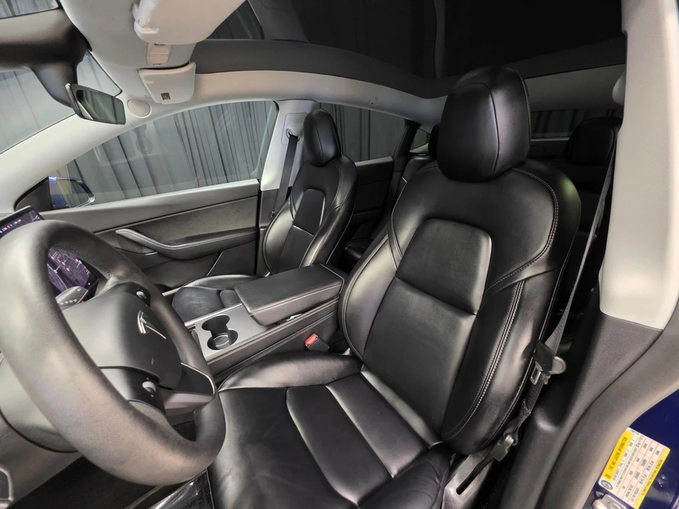 2021 Tesla Model Y - Image 17 of 21
