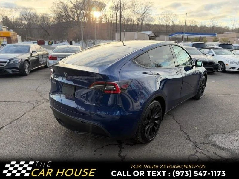 2021 Tesla Model Y - Image 9 of 12