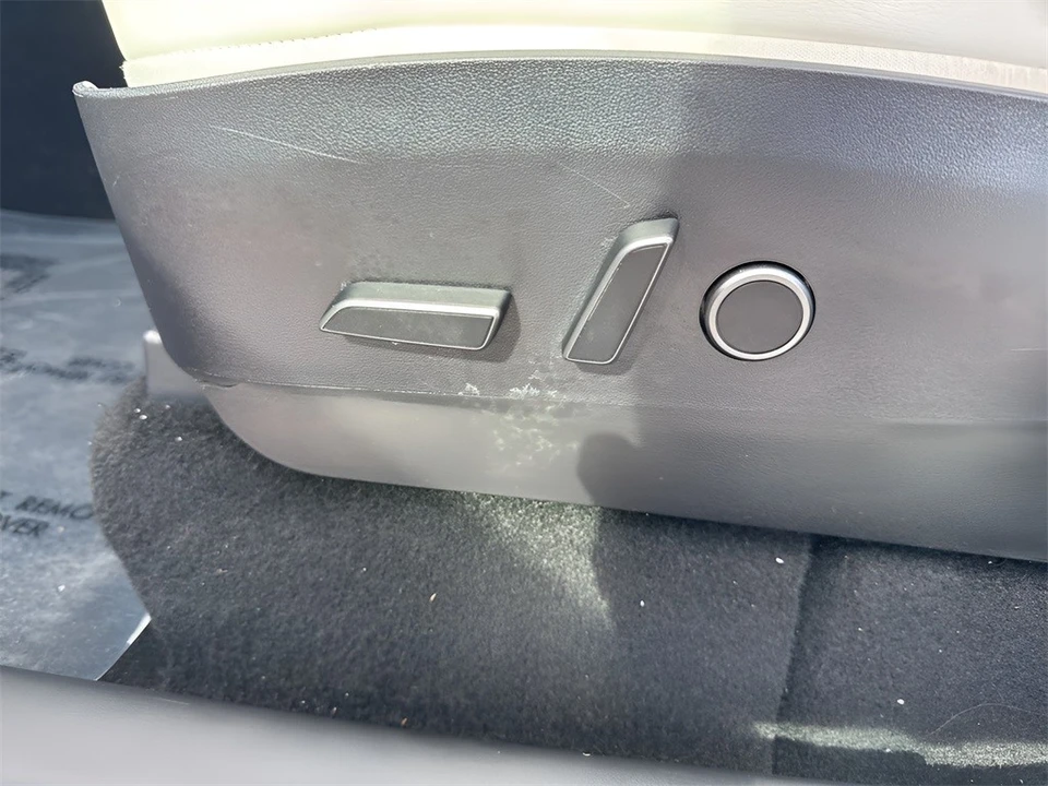 2021 Tesla Model Y - Image 10 of 12