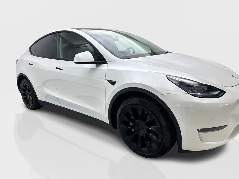 2021 Tesla Model Y - Image 12 of 21