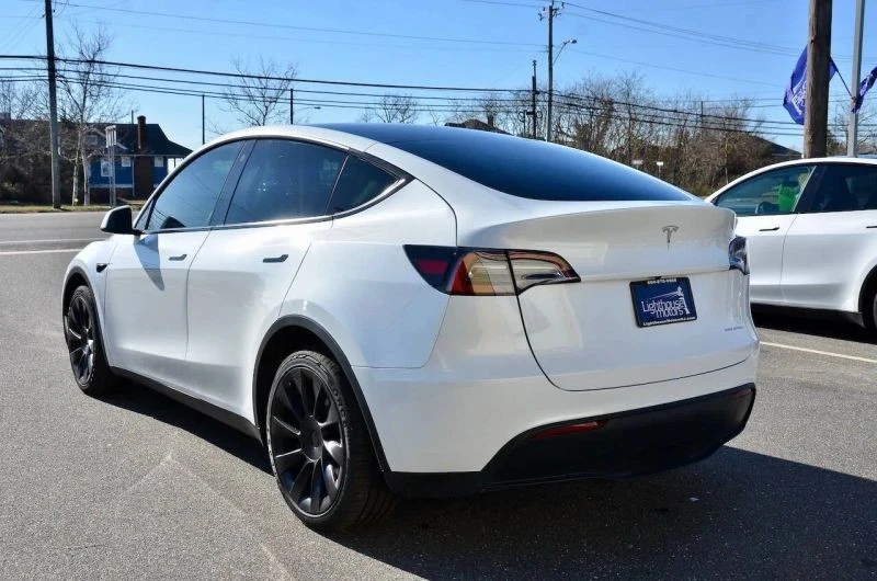2021 Tesla Model Y - Image 7 of 12
