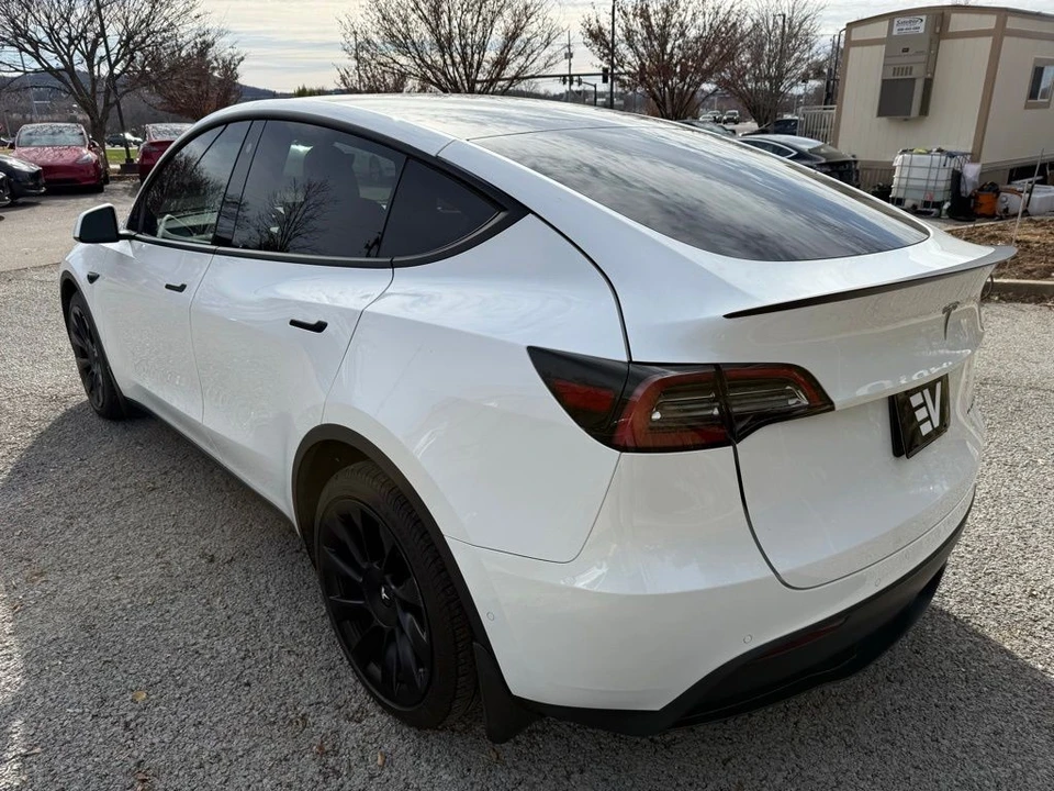 2021 Tesla Model Y - Image 6 of 13