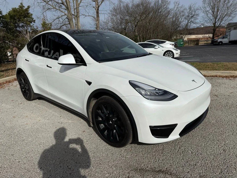 2021 Tesla Model Y - Image 3 of 13