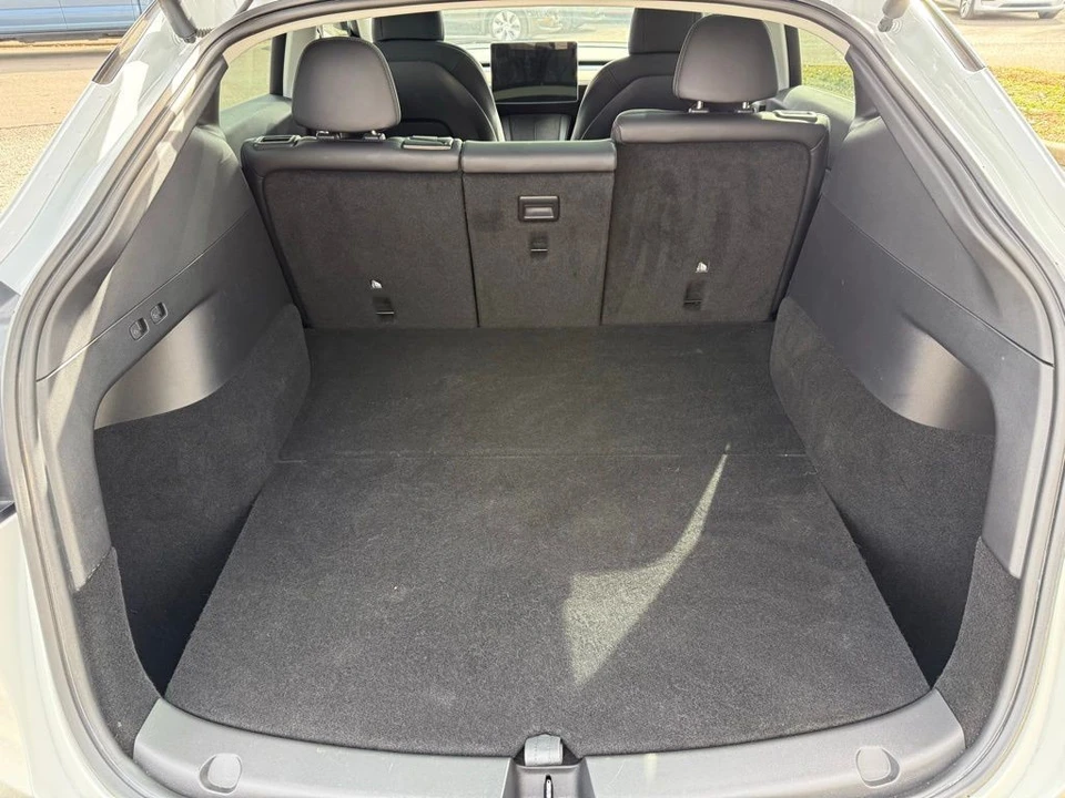 2021 Tesla Model Y - Image 7 of 13