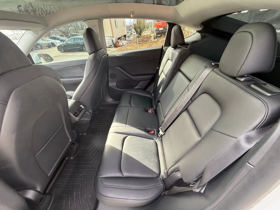 2021 Tesla Model Y - Image 11 of 13