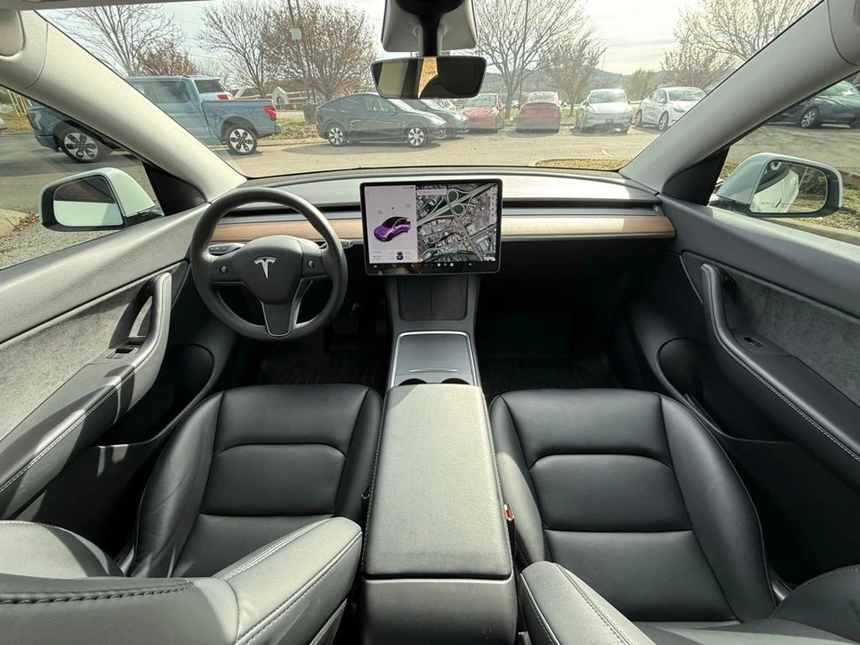 2021 Tesla Model Y - Image 8 of 13
