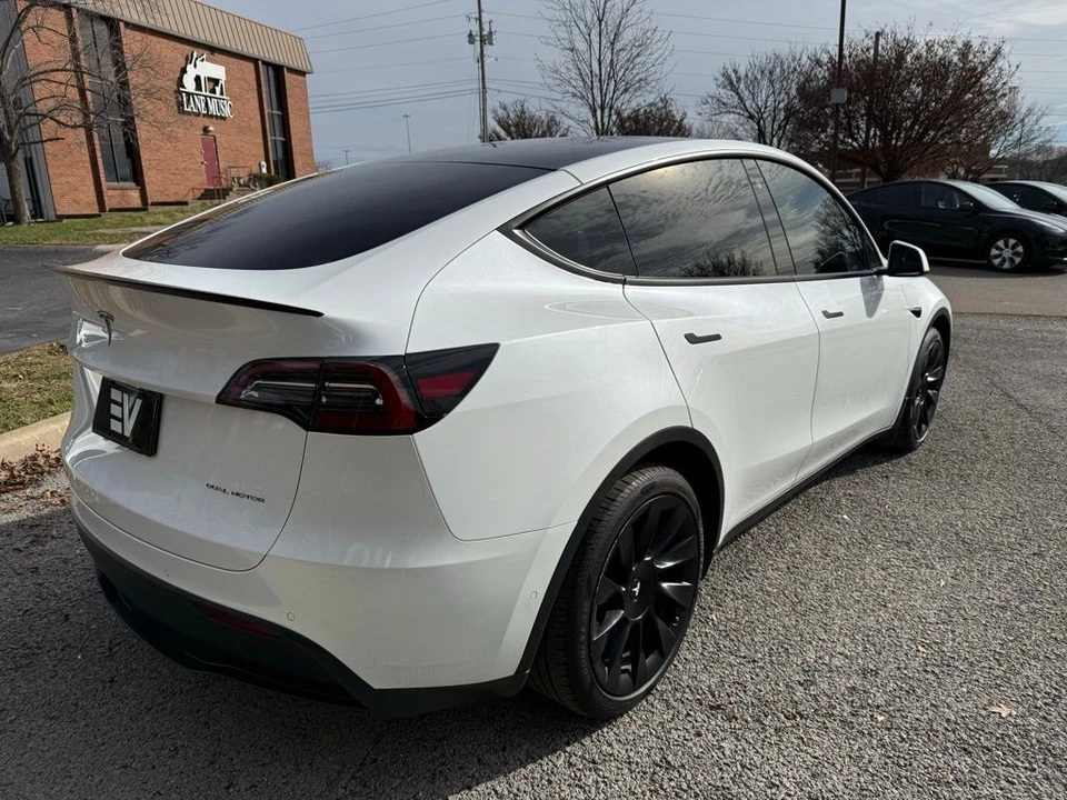 2021 Tesla Model Y - Image 4 of 13