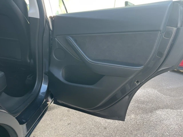 2021 Tesla Model Y - Image 18 of 21