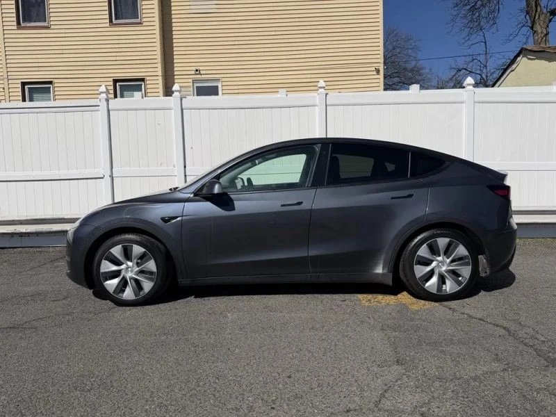 2021 Tesla Model Y - Image 4 of 12