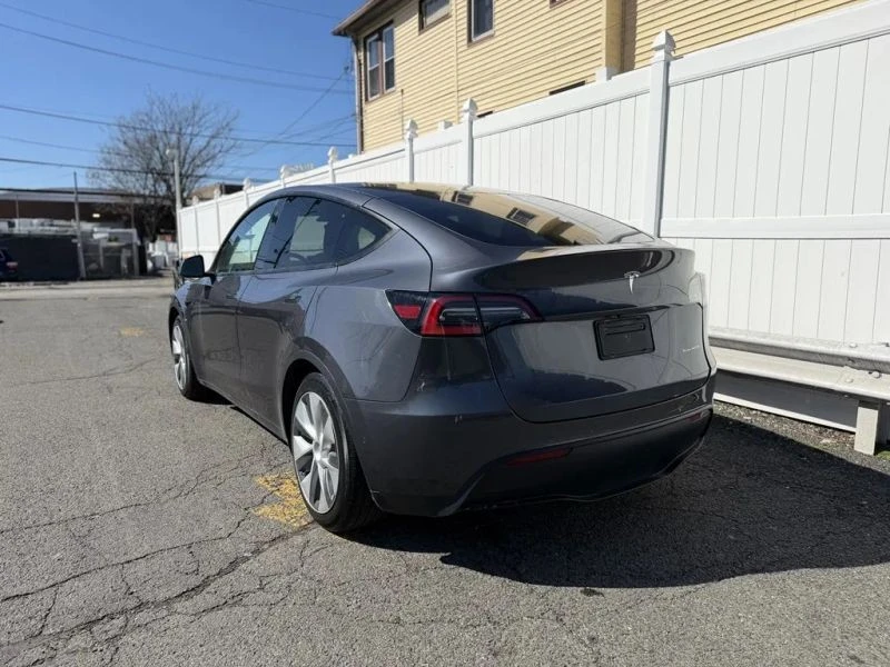 2021 Tesla Model Y - Image 5 of 12