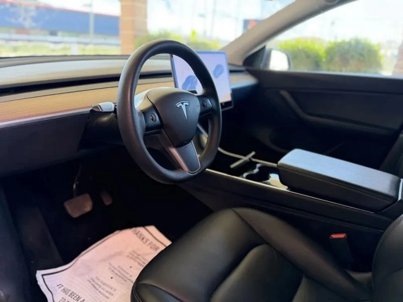 2021 Tesla Model Y - Image 10 of 12