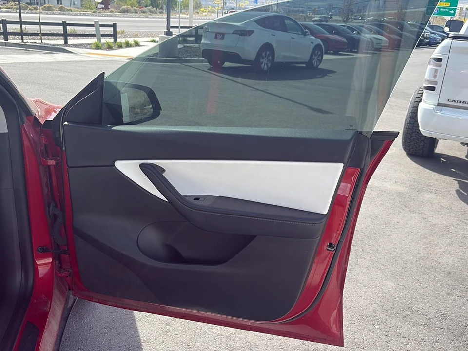 2021 Tesla Model Y - Image 21 of 21