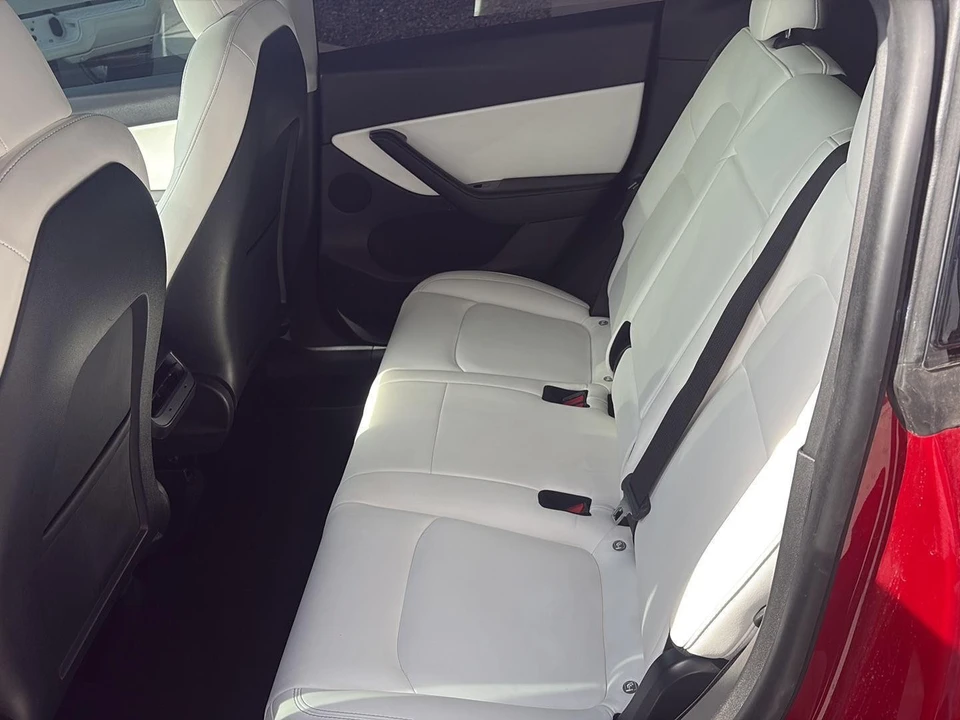2021 Tesla Model Y - Image 14 of 21