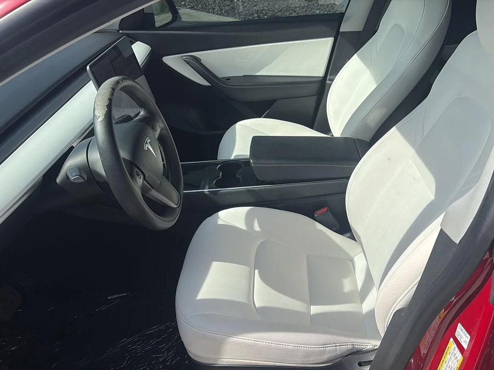 2021 Tesla Model Y - Image 11 of 21