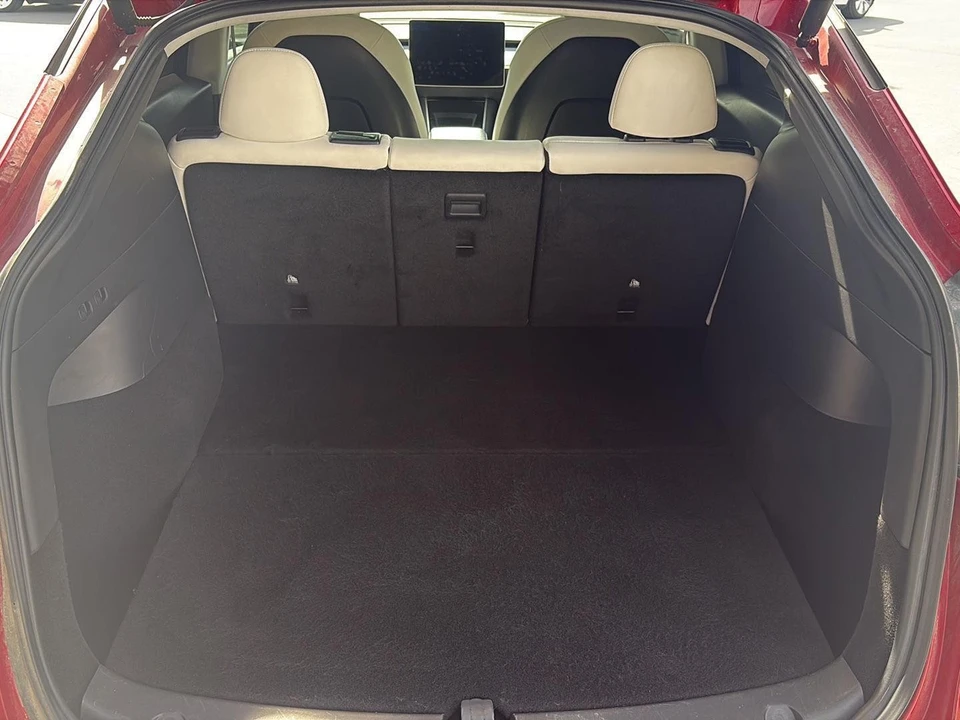 2021 Tesla Model Y - Image 16 of 21