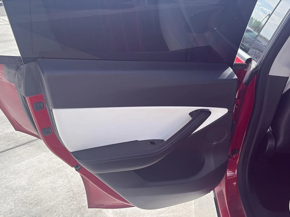 2021 Tesla Model Y - Image 13 of 21