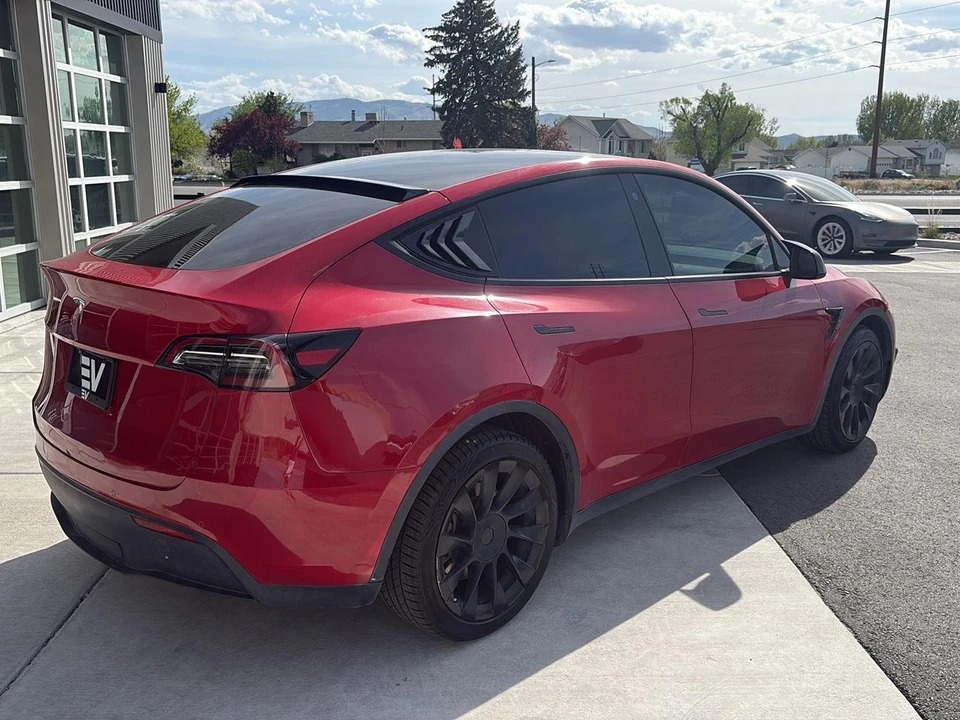 2021 Tesla Model Y - Image 8 of 21
