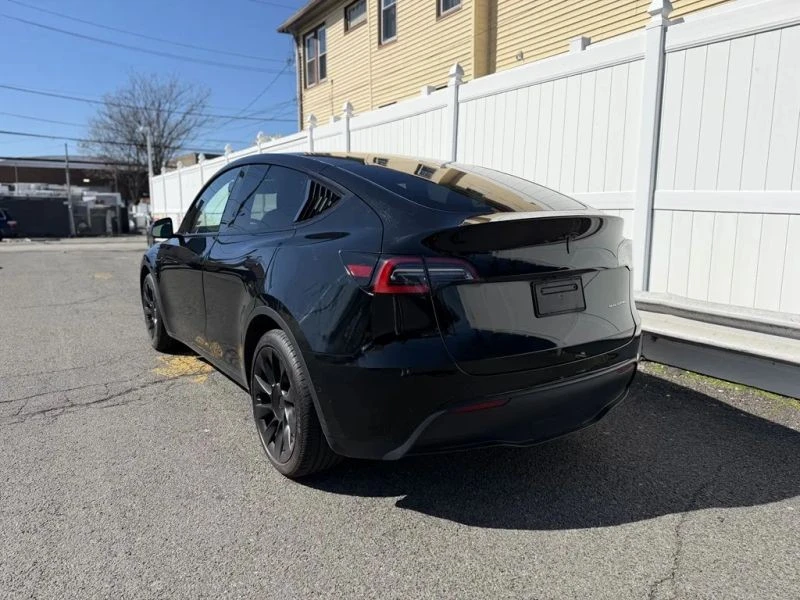 2021 Tesla Model Y - Image 5 of 12