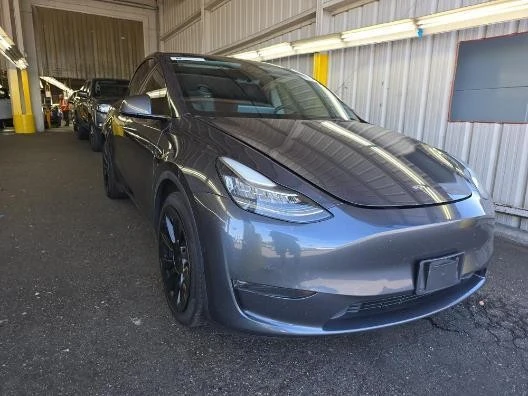 2021 Tesla Model Y - Image 2 of 7