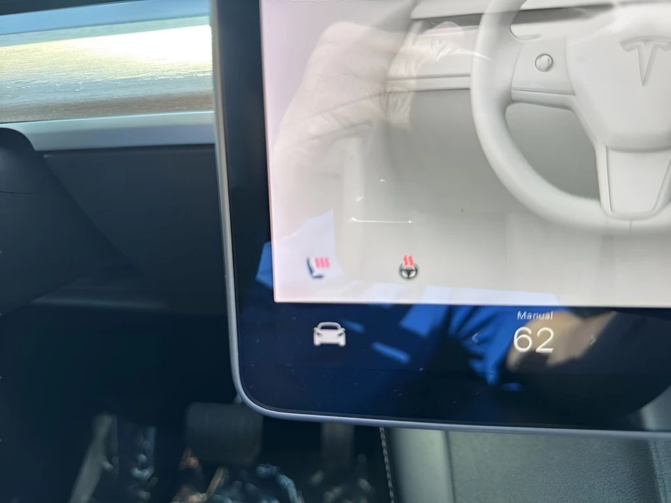 2021 Tesla Model Y - Image 20 of 21