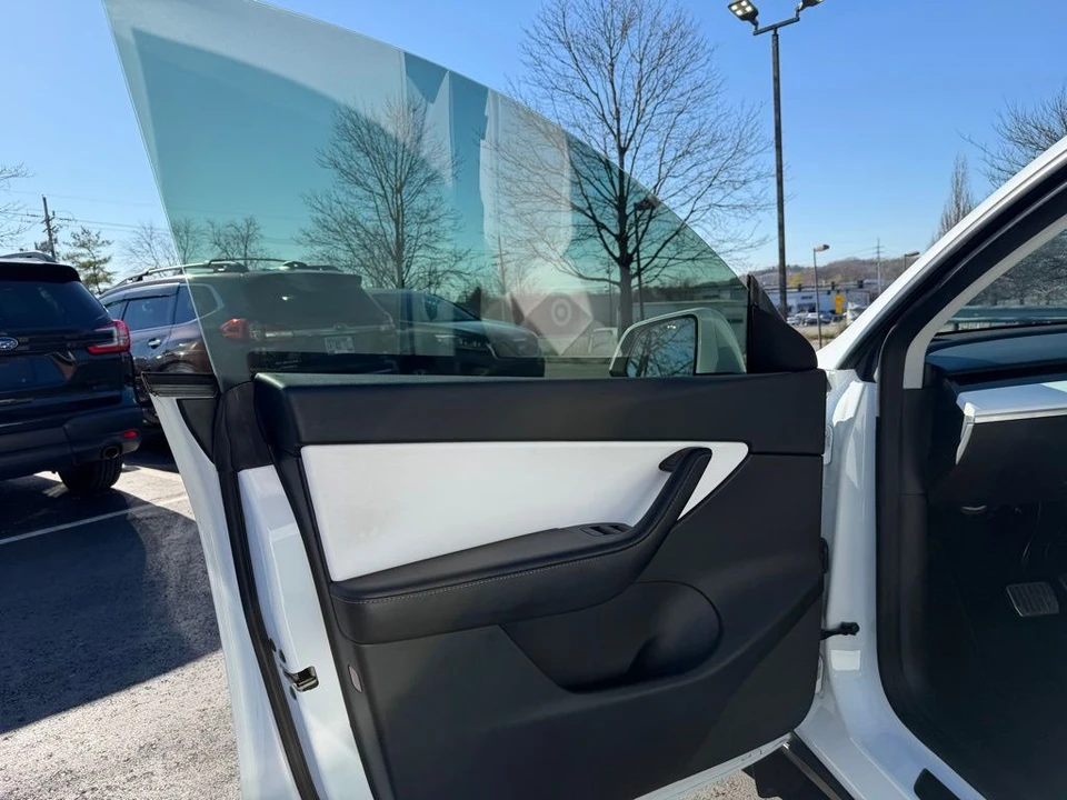 2021 Tesla Model Y - Image 7 of 18