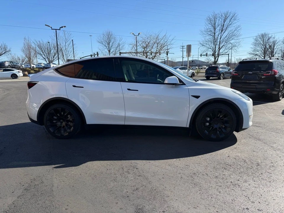 2021 Tesla Model Y - Image 4 of 18