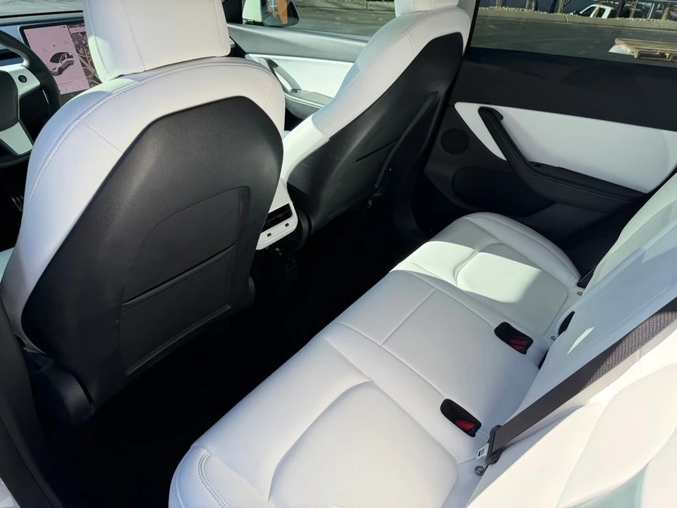 2021 Tesla Model Y - Image 12 of 18