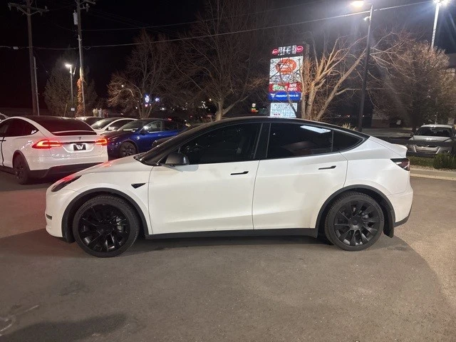 2021 Tesla Model Y - Image 5 of 8