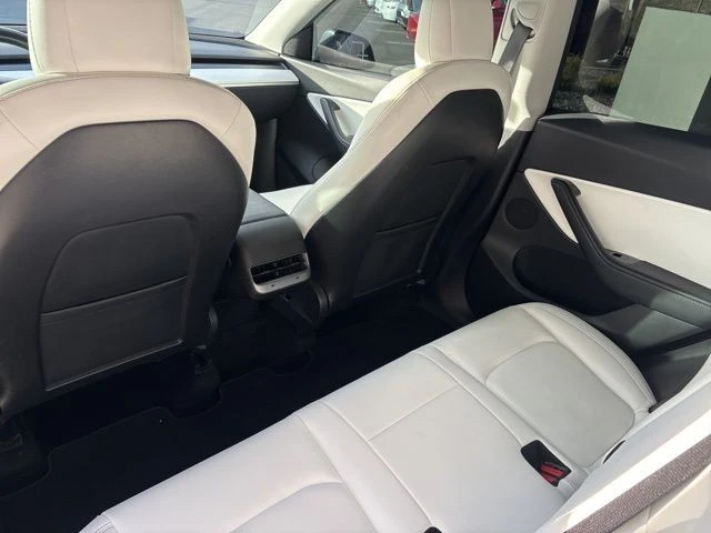 2021 Tesla Model Y - Image 16 of 21