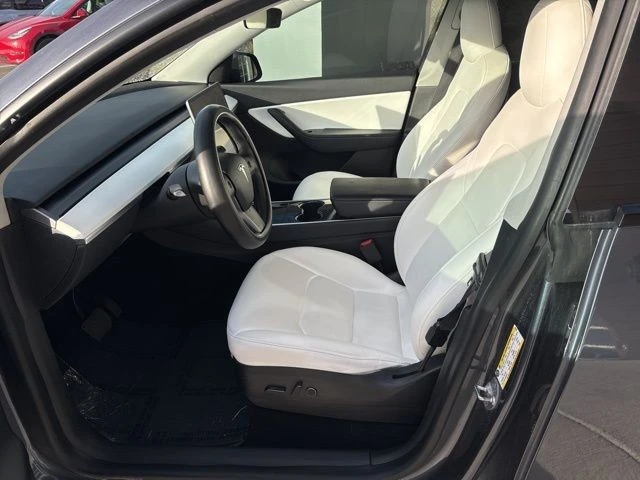 2021 Tesla Model Y - Image 11 of 21