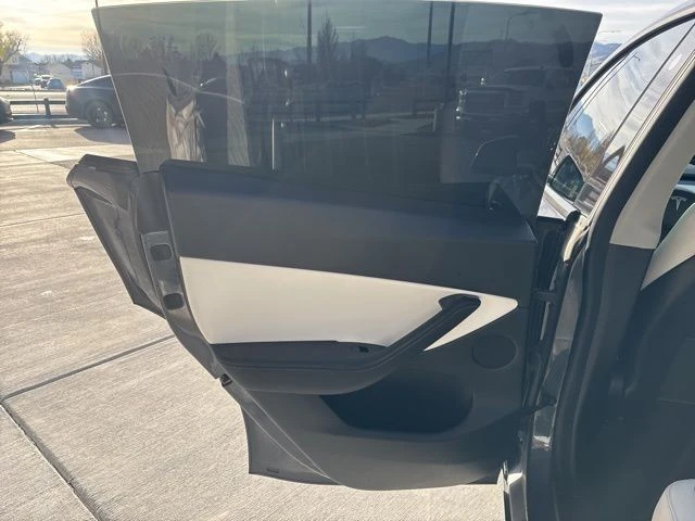 2021 Tesla Model Y - Image 14 of 21