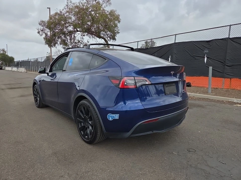2021 Tesla Model Y - Image 2 of 8