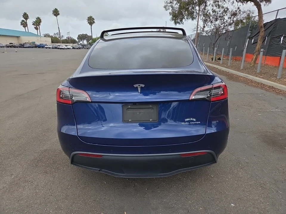 2021 Tesla Model Y - Image 4 of 8