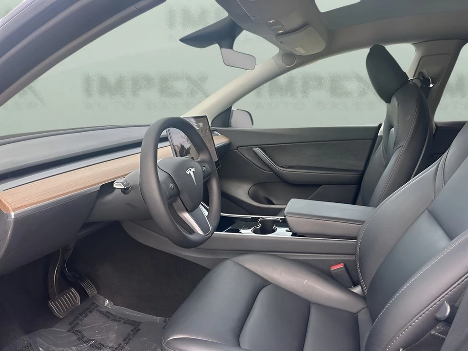 2021 Tesla Model Y - Image 9 of 12