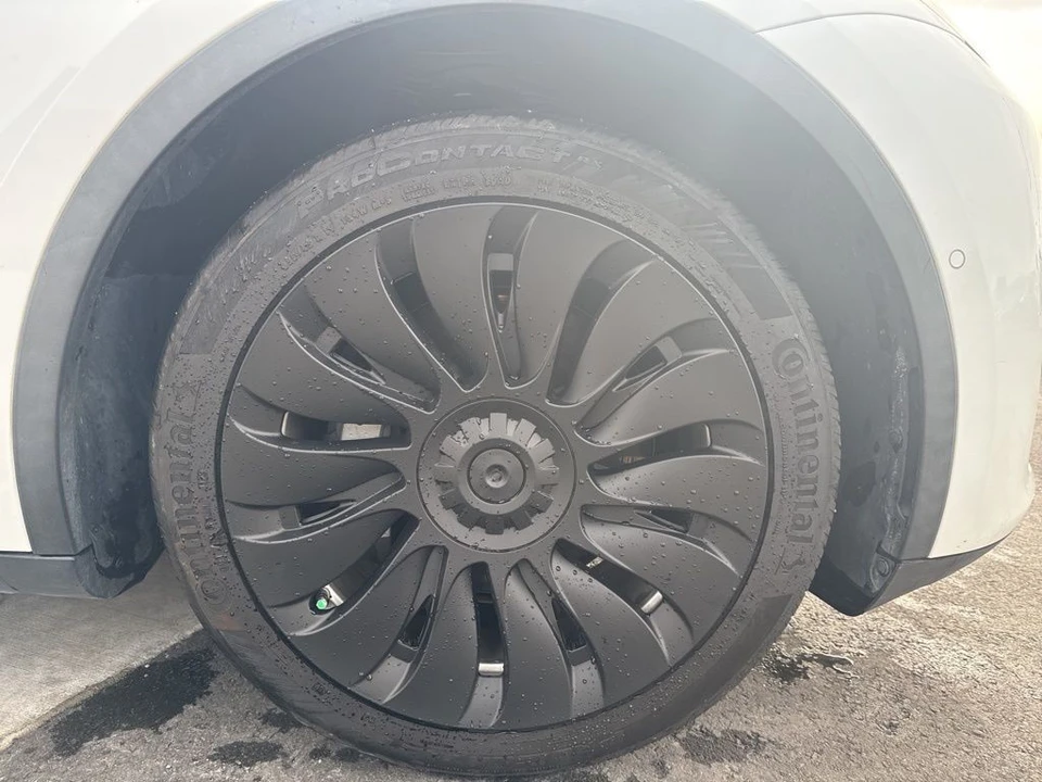 2021 Tesla Model Y - Image 9 of 21