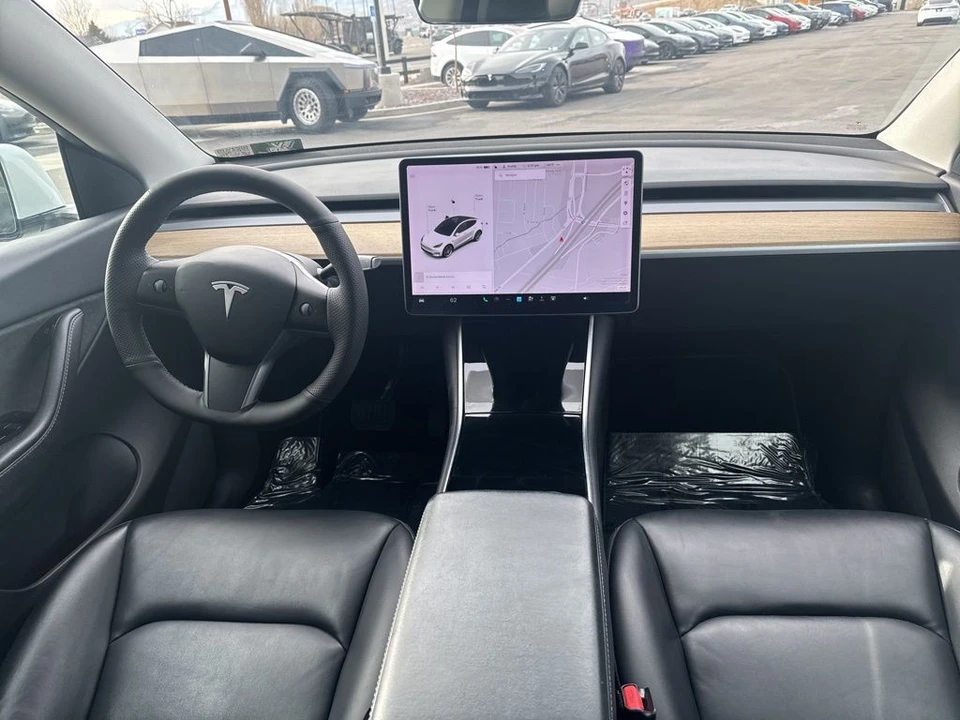2021 Tesla Model Y - Image 20 of 21