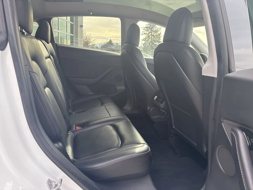 2021 Tesla Model Y - Image 19 of 21