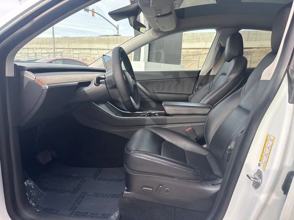 2021 Tesla Model Y - Image 12 of 21
