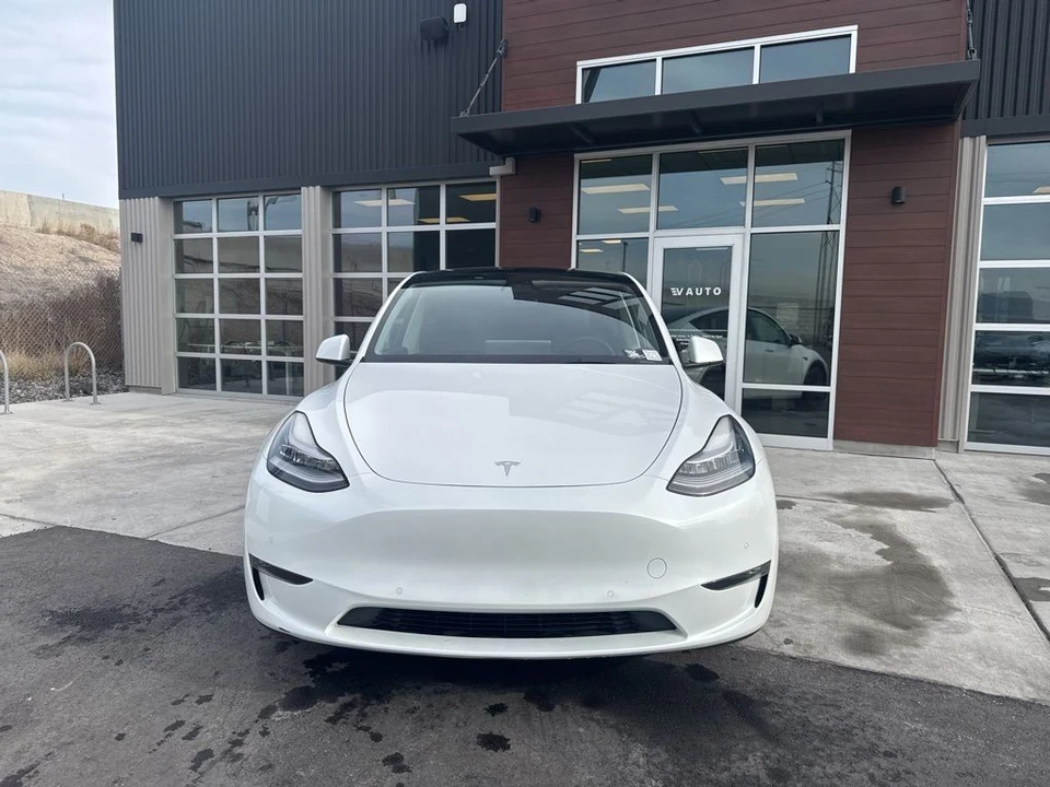 2021 Tesla Model Y - Image 2 of 21
