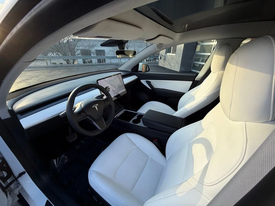 2021 Tesla Model Y - Image 7 of 15