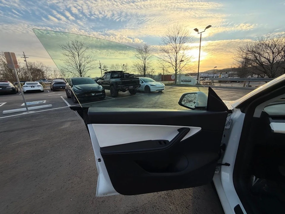 2021 Tesla Model Y - Image 6 of 15