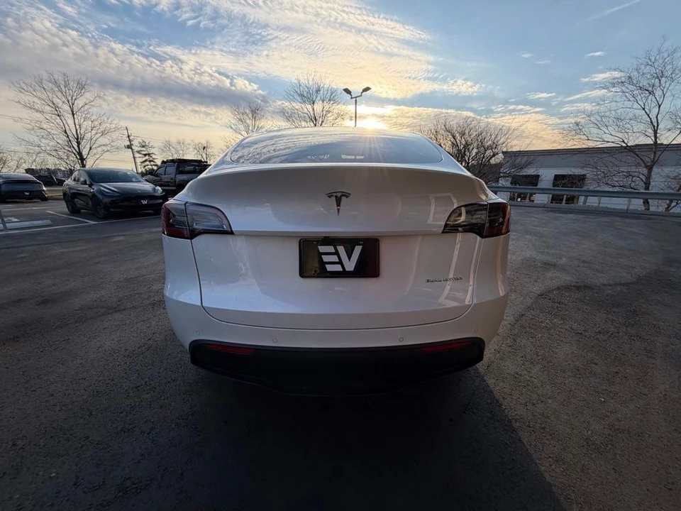 2021 Tesla Model Y - Image 4 of 15