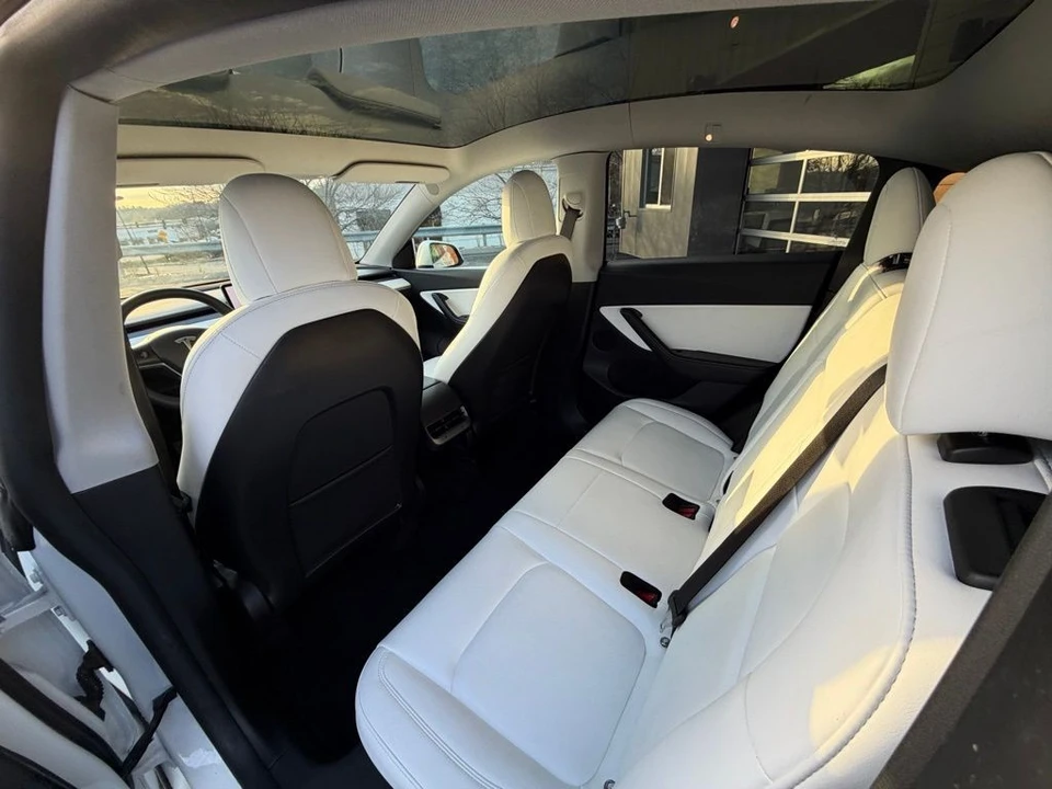 2021 Tesla Model Y - Image 9 of 15