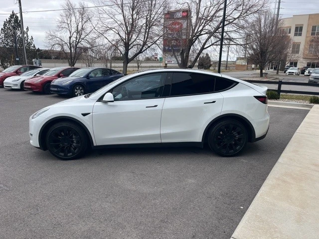 2021 Tesla Model Y - Image 4 of 21