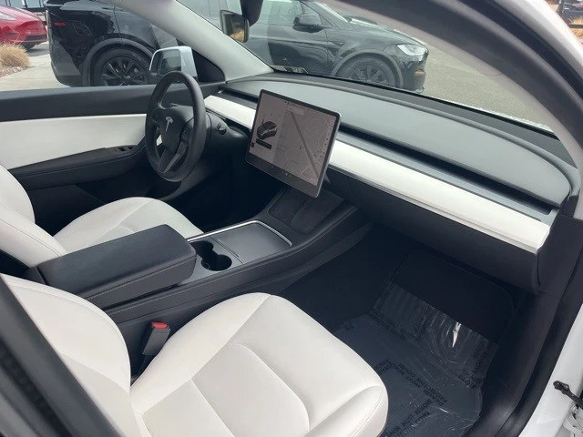 2021 Tesla Model Y - Image 20 of 21