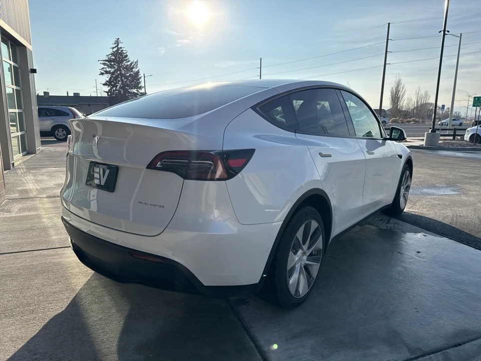 2021 Tesla Model Y - Image 7 of 21