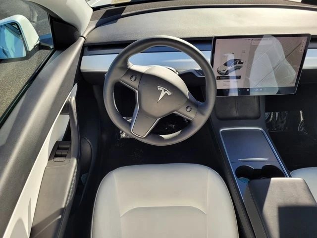 2021 Tesla Model Y - Image 11 of 12