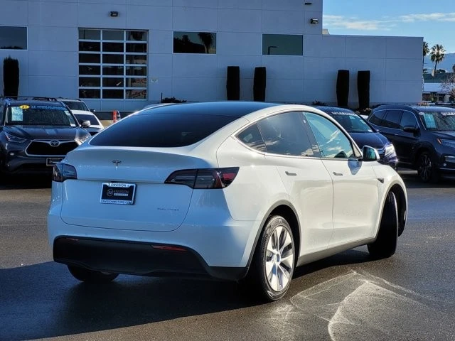 2021 Tesla Model Y - Image 5 of 12